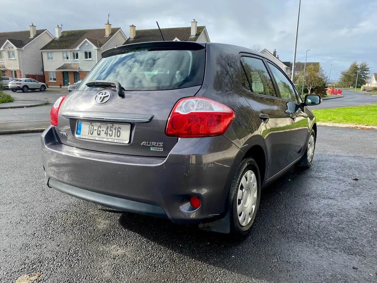 Toyota Auris Terra 2010 Petrol 5DR low mileage - Image 3