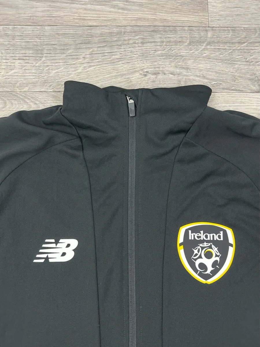 New Balance Ireland Full Zip Jacket Mens Large - Image 3