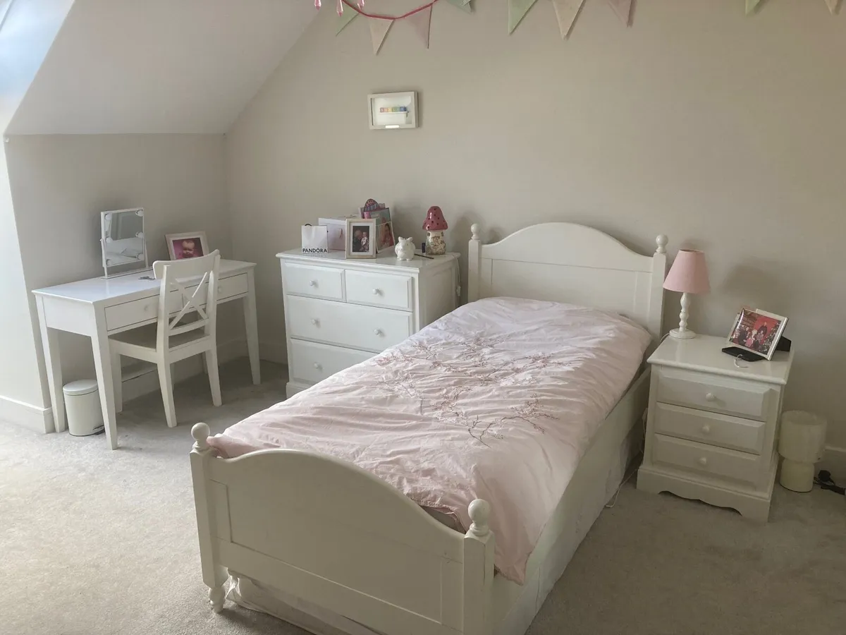 Painted dressing table, locker and bookshelf - Image 1