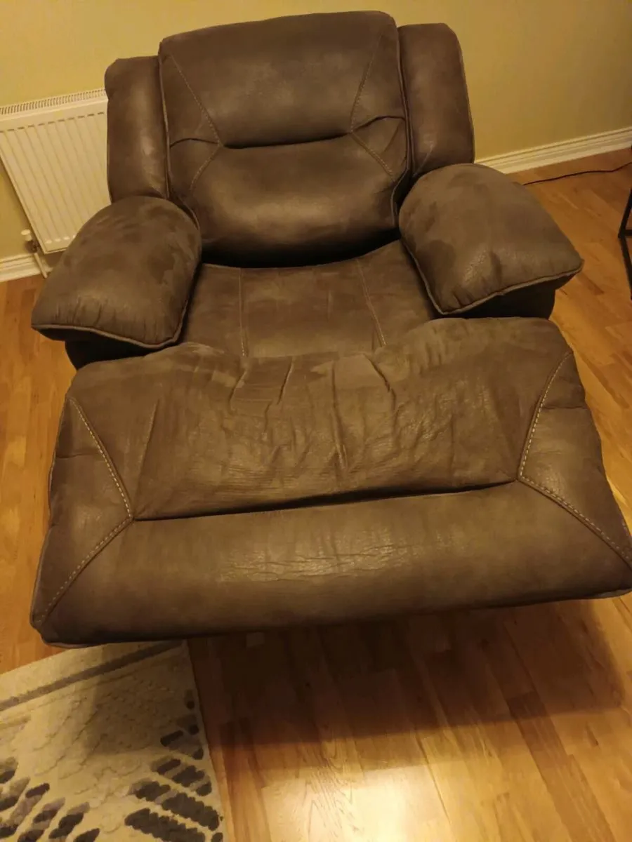 Household furnishings for sale - Image 3