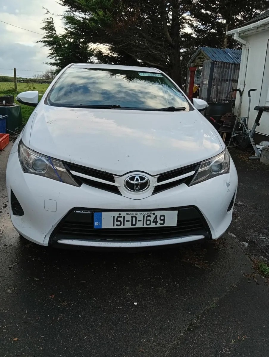 Toyota Auris 2015