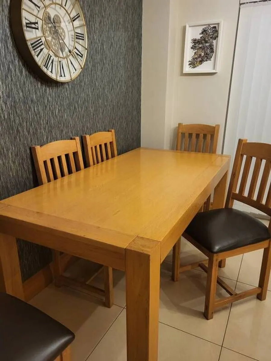 Solid Wood Table n 5 Chairs - Image 2