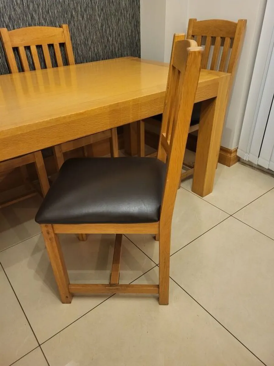 Solid Wood Table n 5 Chairs - Image 4
