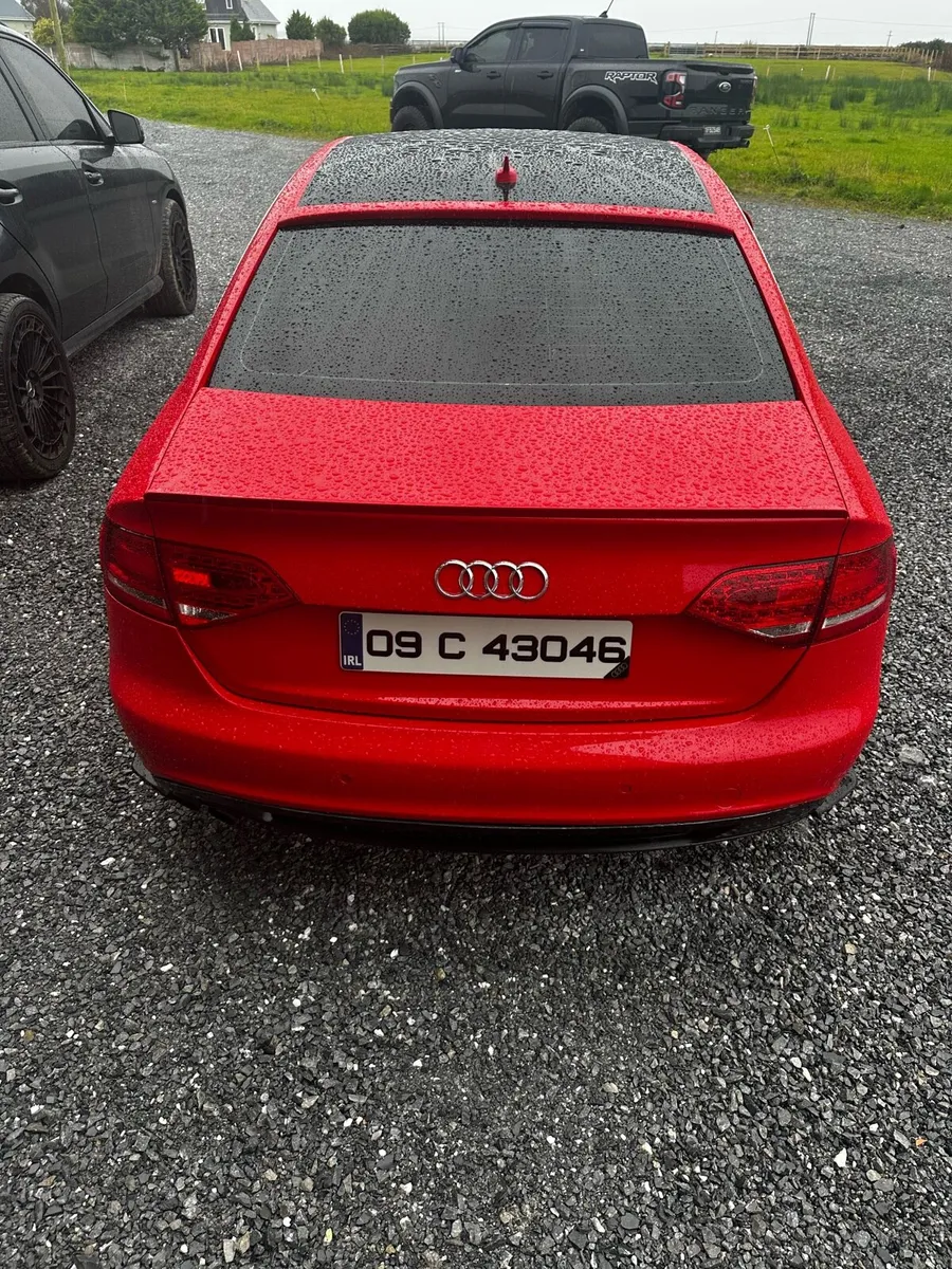 Audi A4 - Image 2