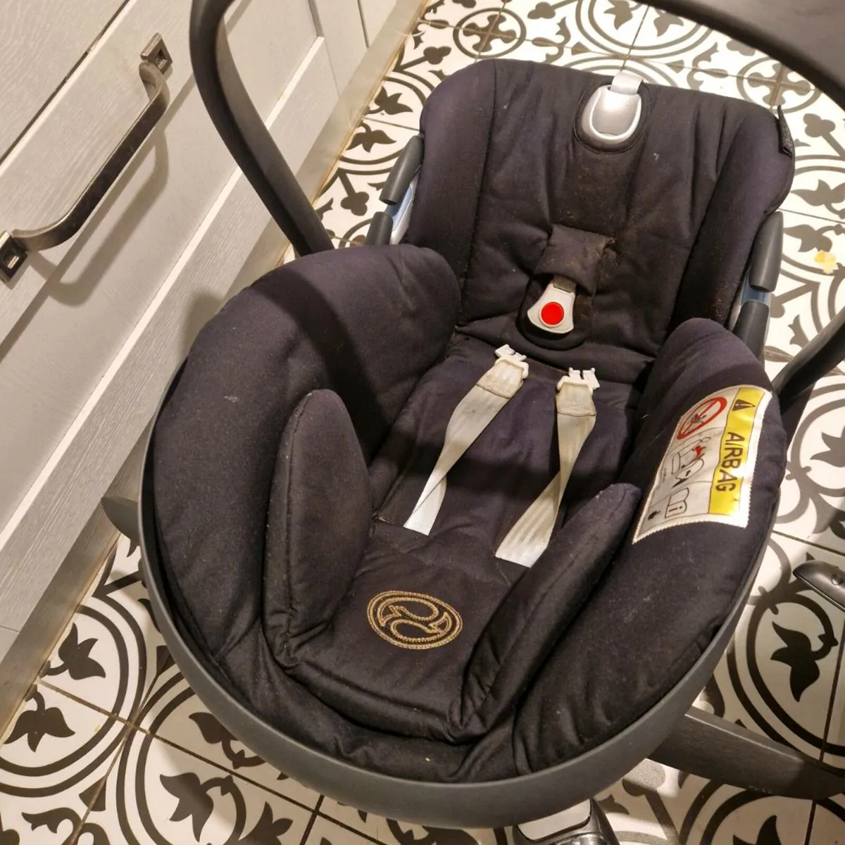 Cloud Z baby seat, sirona T car seat and base - Image 3