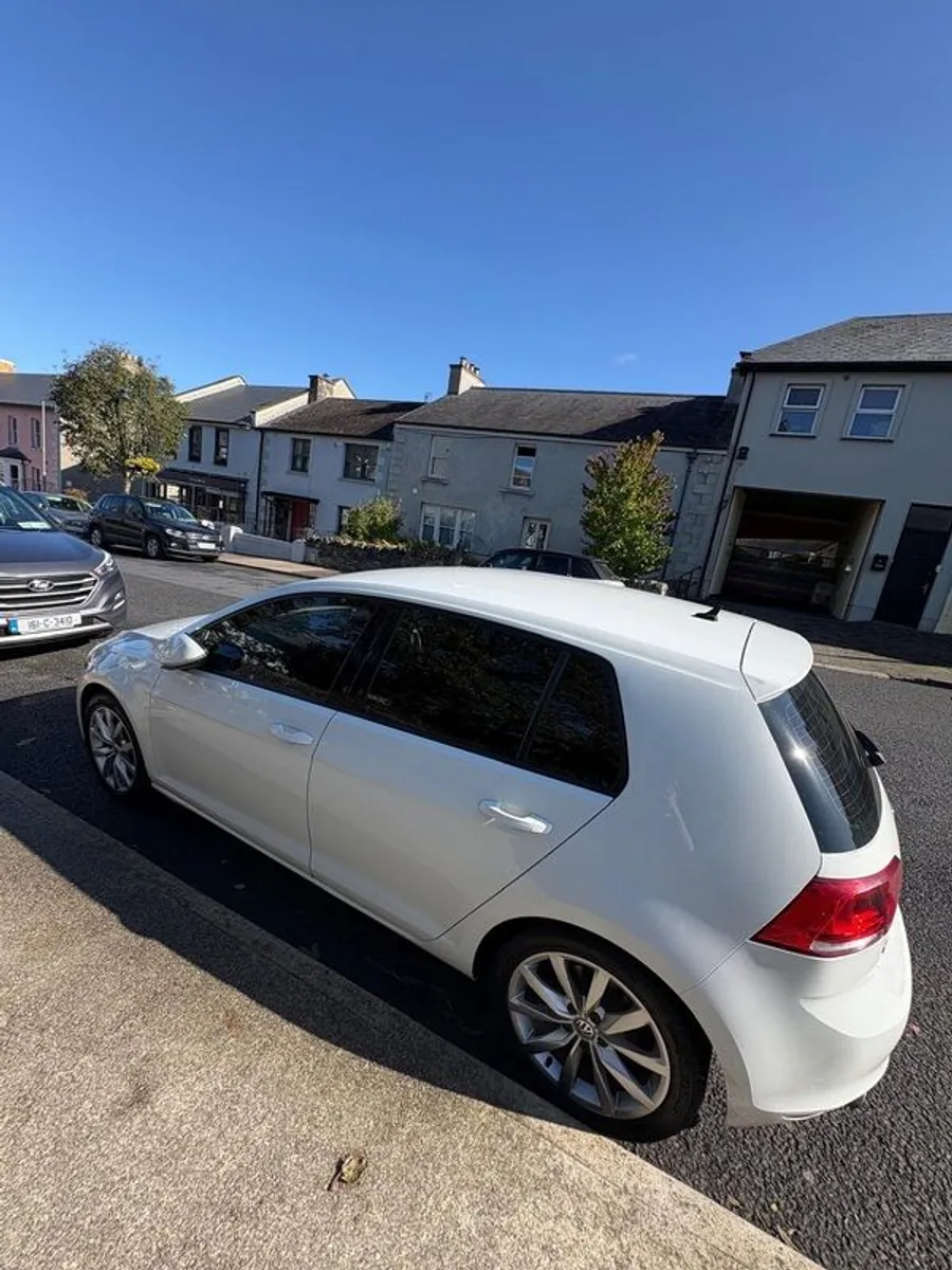 2014 Volkswagen Golf - Image 3