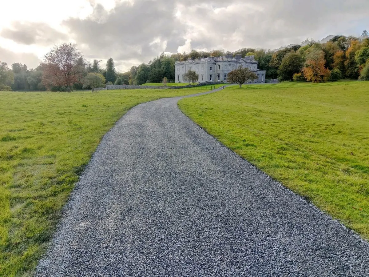 Tar & Chips Driveways and roadways