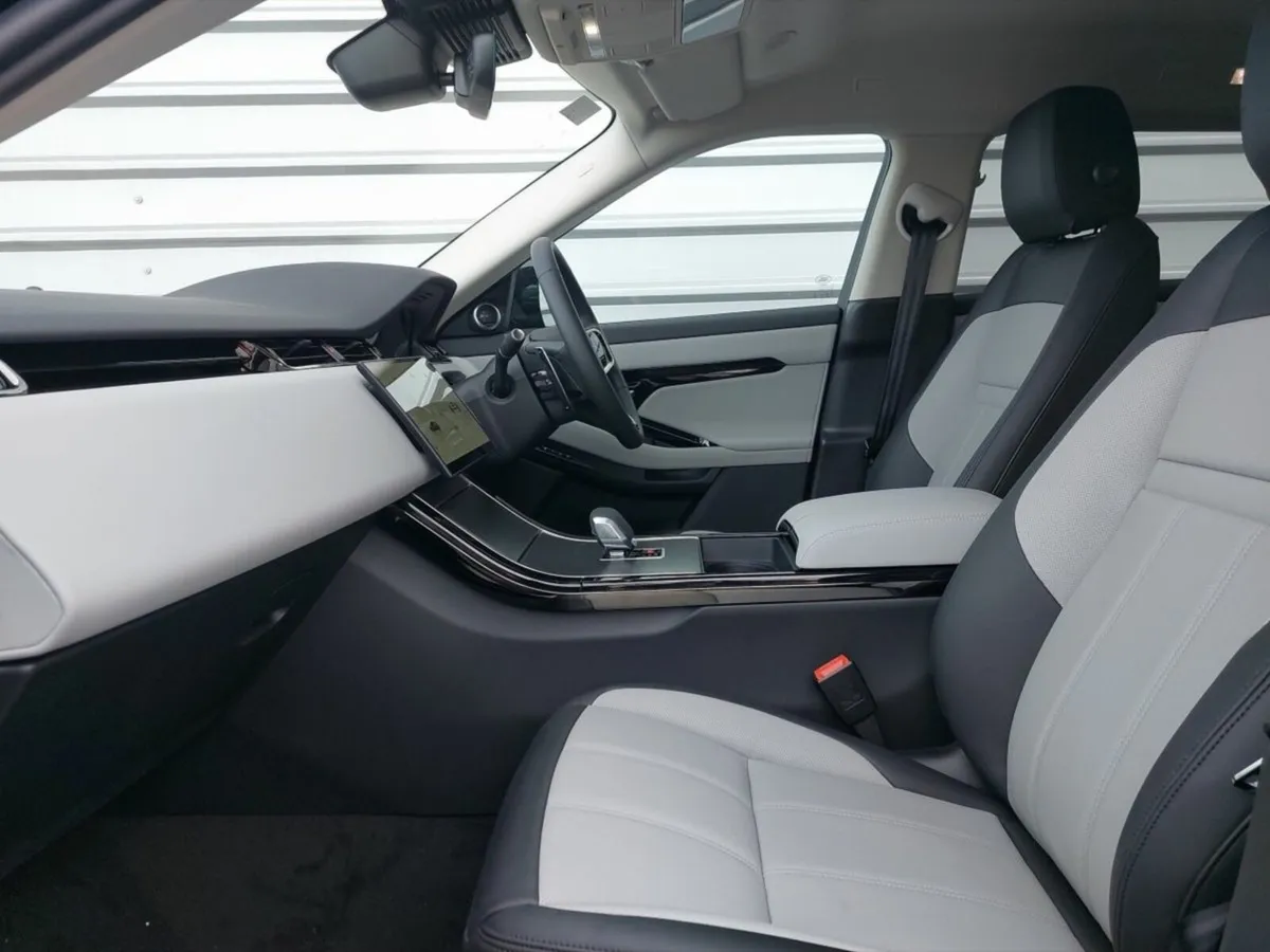 Land Rover Range Rover Evoque R- Dynamic SE 269PS - Image 4