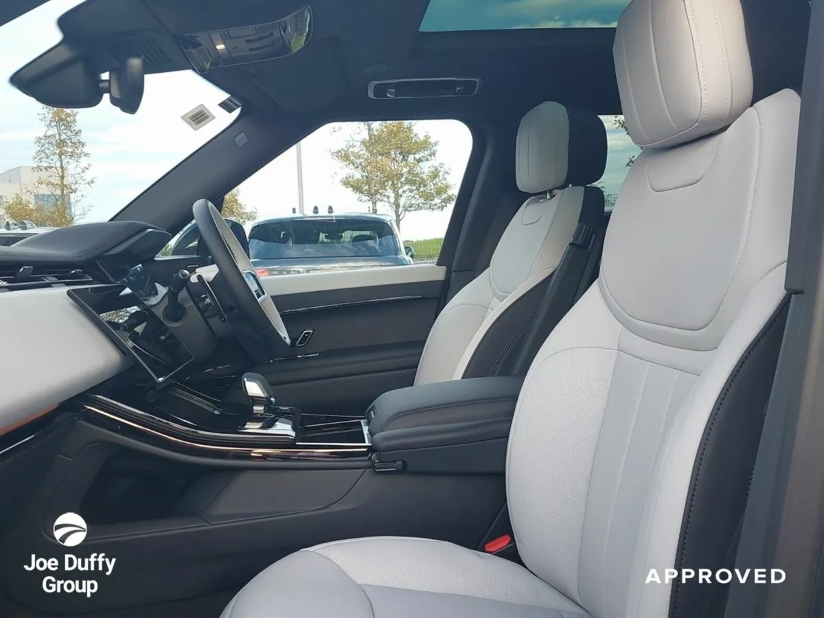 Land Rover Range Rover Sport Dynamic SE 3.0 Si4 PH - Image 4