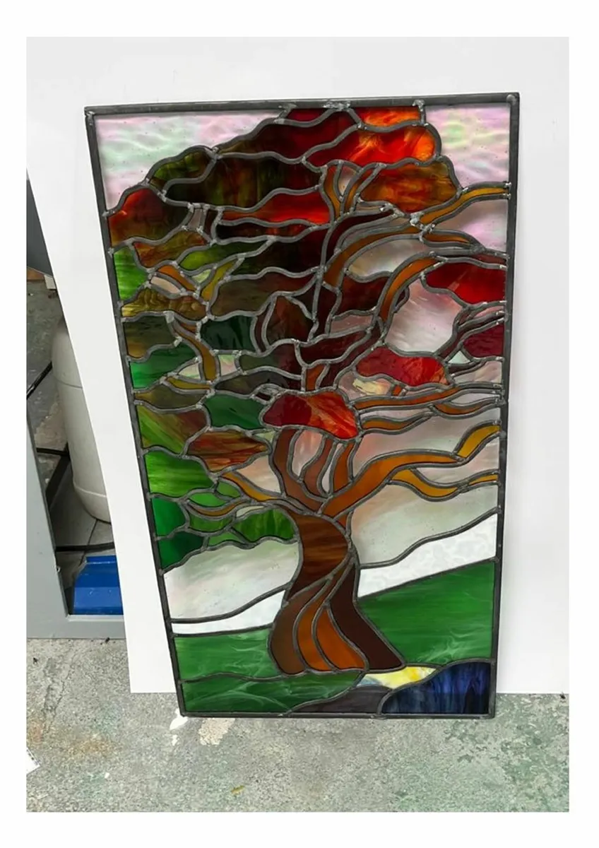 STAINED GLASS SCENE - ARTS & CRAFTS STYLE - Image 1