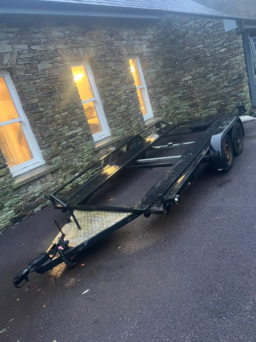 Car transporter - Image 1