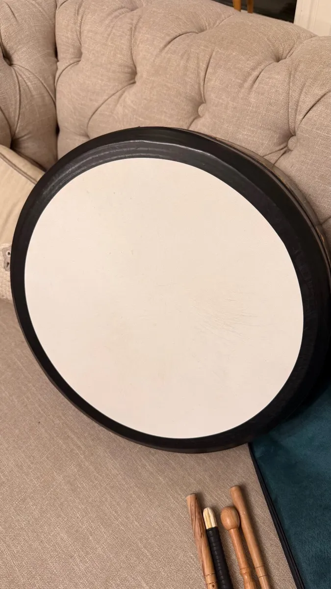 Bodhrán - 15 inch tunable Michael Vignoles - Image 3