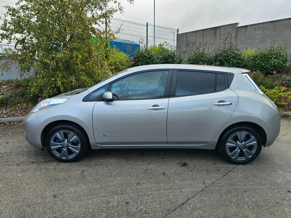 171 Nissan Leaf E Tekna Nct:02/27 Tax:09/26 Low mi - Image 2