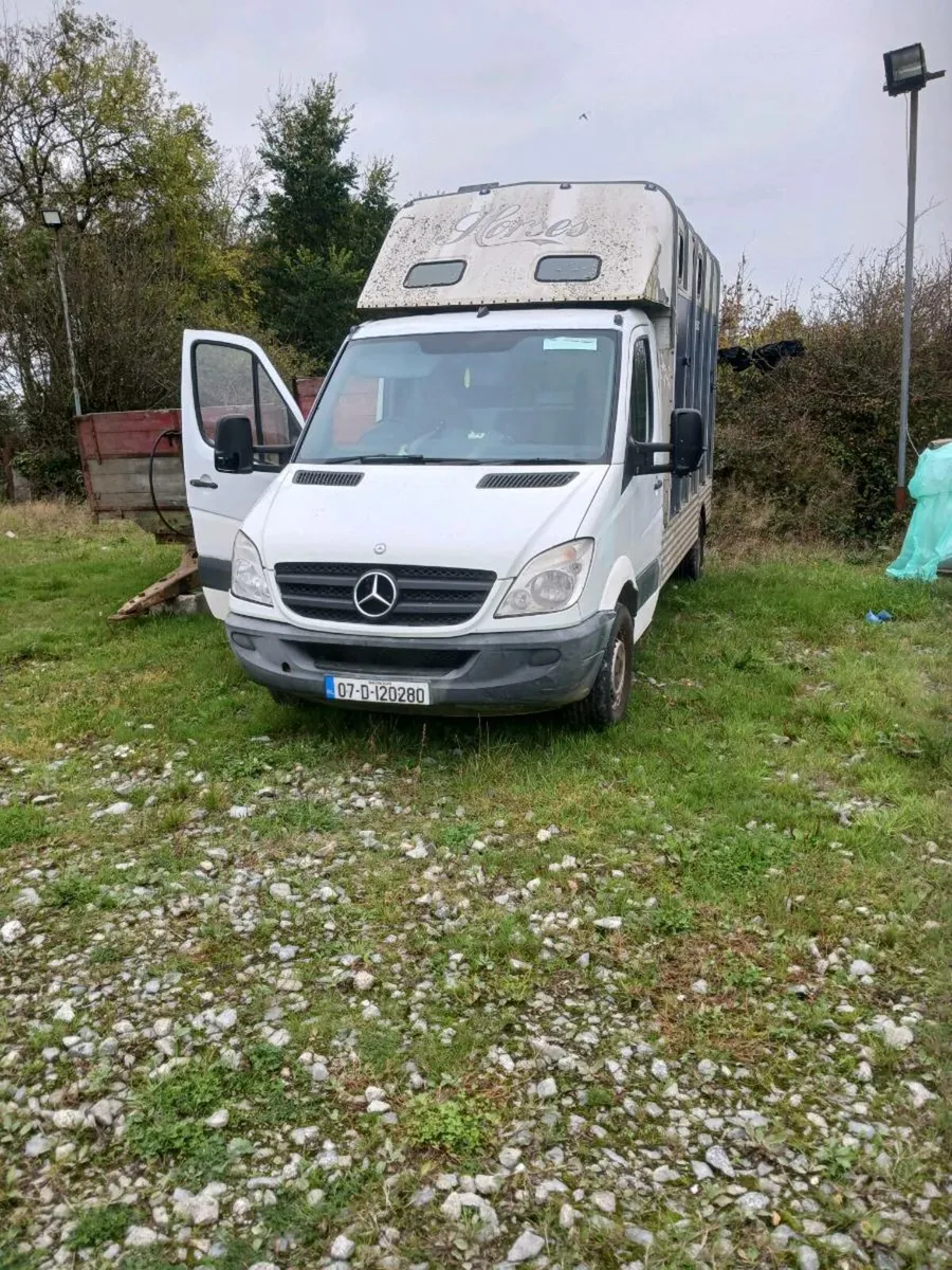 Horse Lorry - Image 2