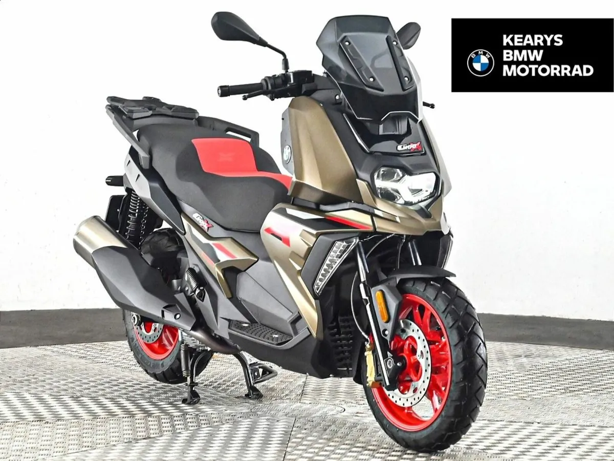 BMW C 400 X 0.4 - Image 1