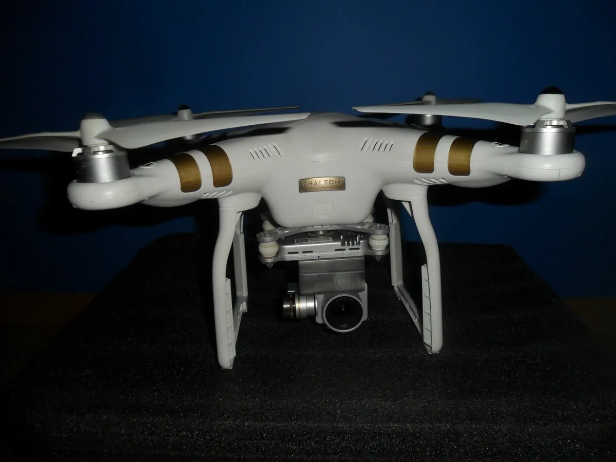 Drone dji phantom 3 professional 4k - Image 3