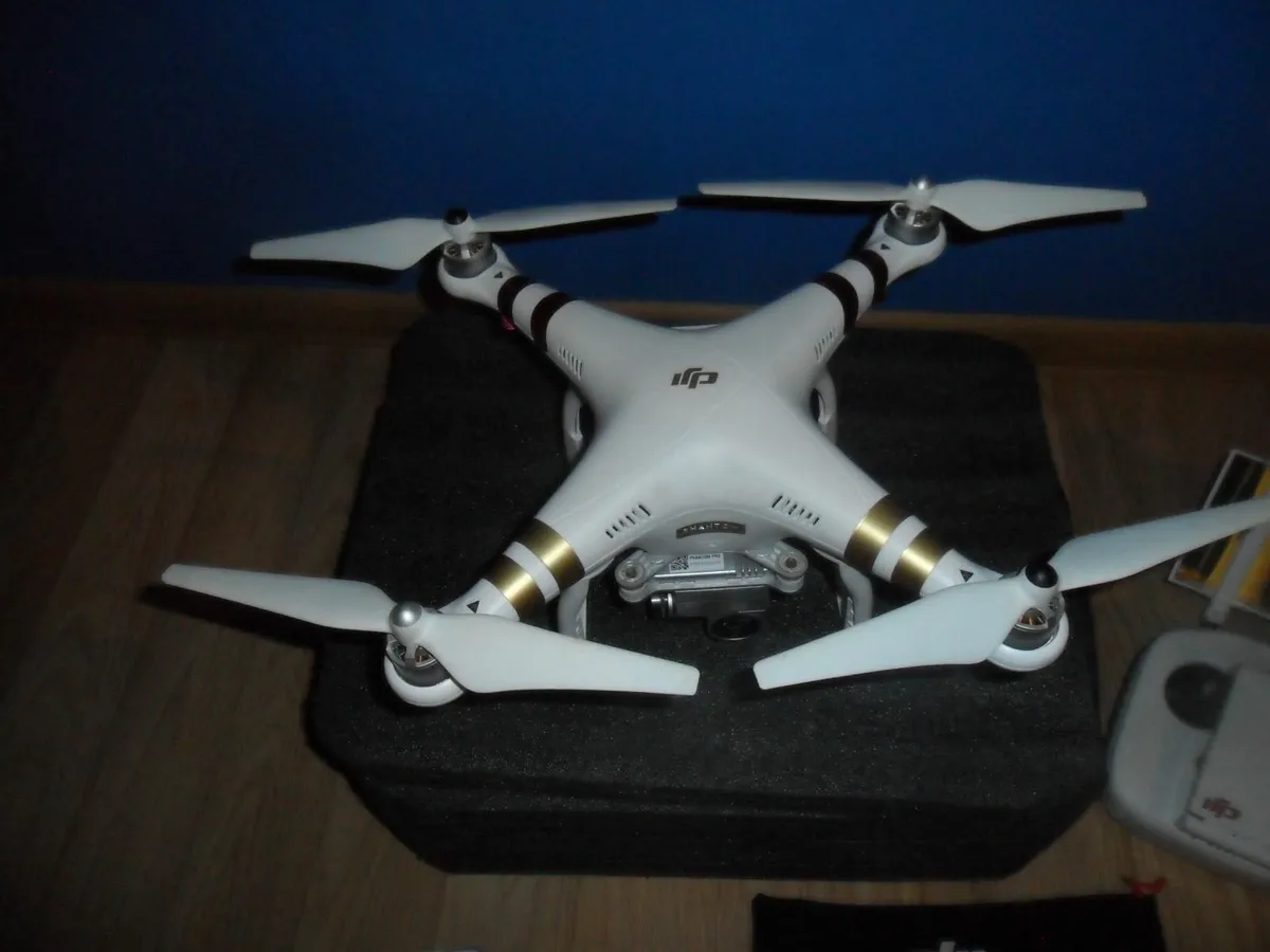Drone dji phantom 3 professional 4k - Image 4