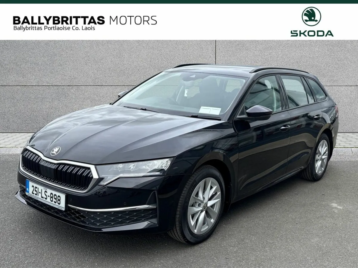 Skoda Octavia Selection 1.5TSI Automatic Combi - Image 2