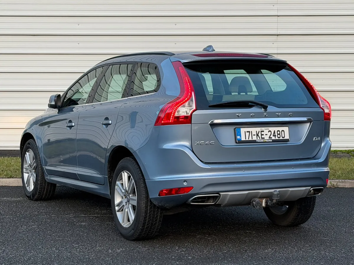 Volvo XC60 D4 (190hp) FWD SE - Image 4