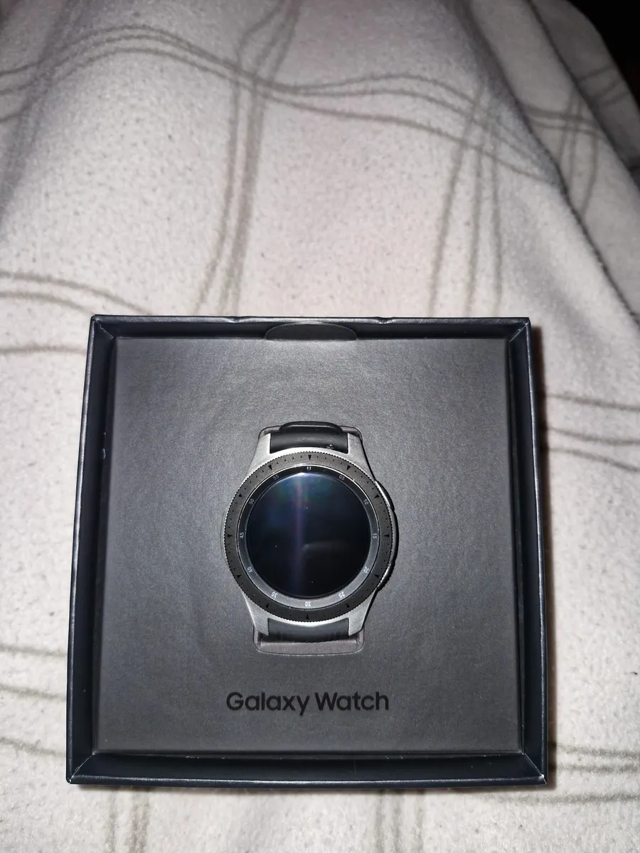Samsung Galaxy Watch Classic - Model SM-R800 - Image 1