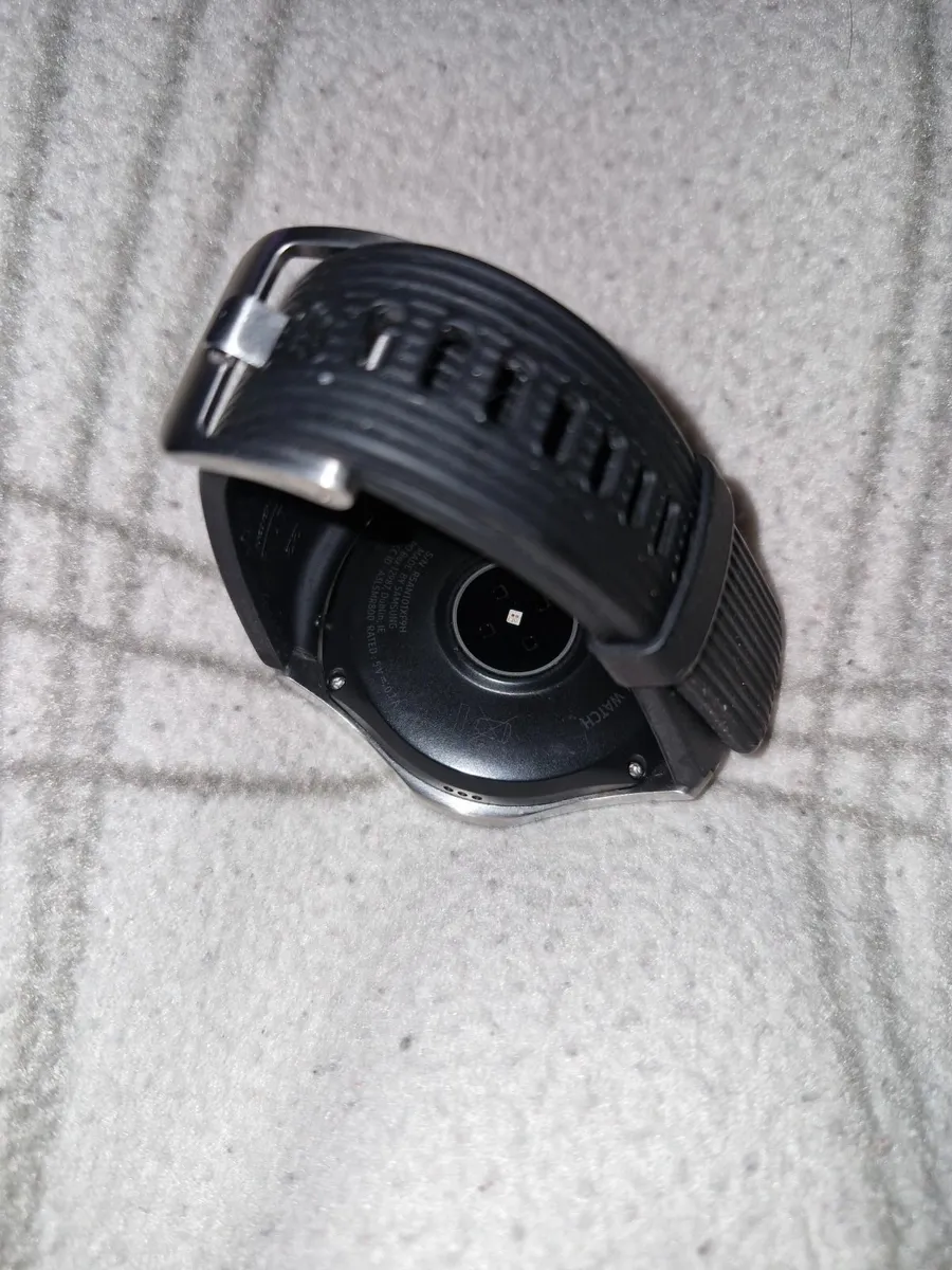 Samsung Galaxy Watch Classic - Model SM-R800 - Image 3