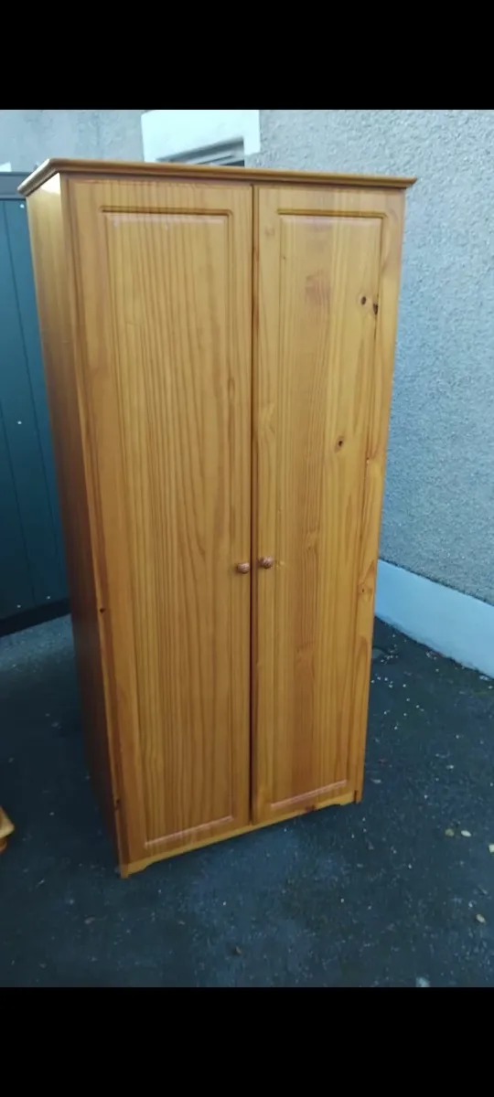 Pine wardrobe - Image 1