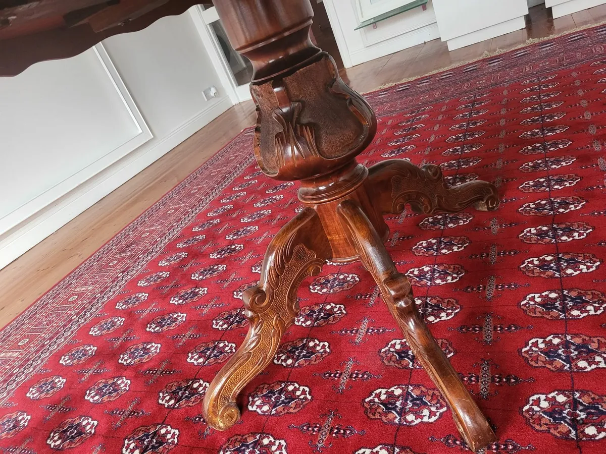 DINING / RECEPTION TABLE WITH GLASS TOP & 4 CHAIRS - Image 4