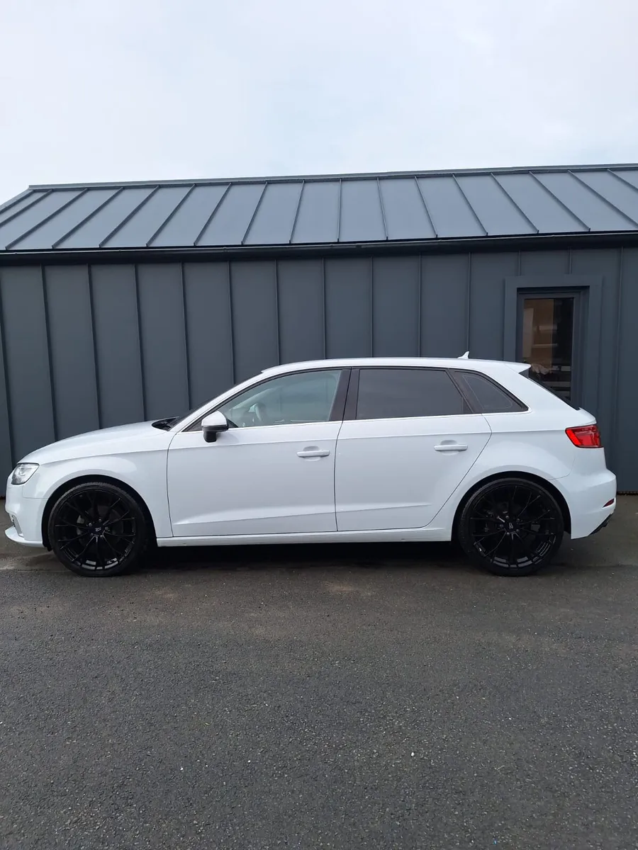 Audi A3 2017 1.4tsi - Image 1