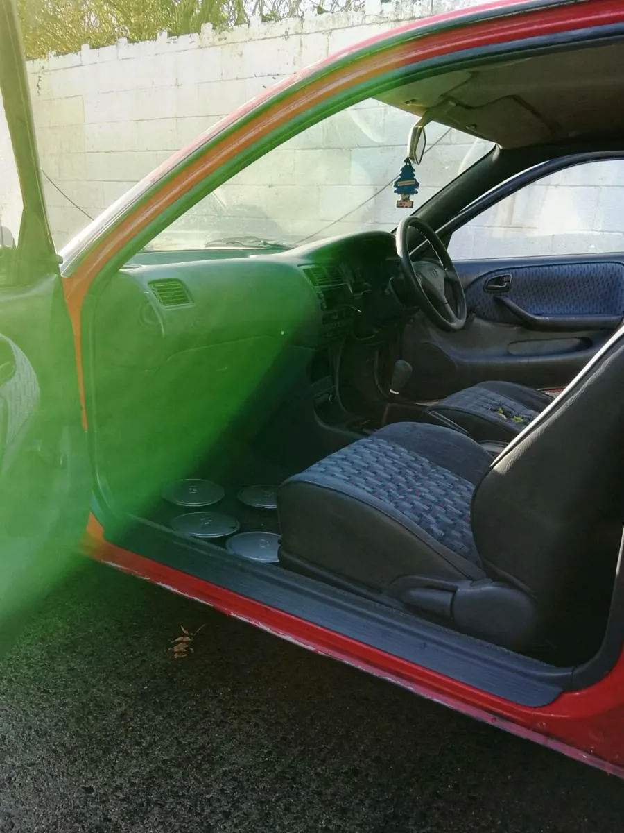 Corolla van - Image 3