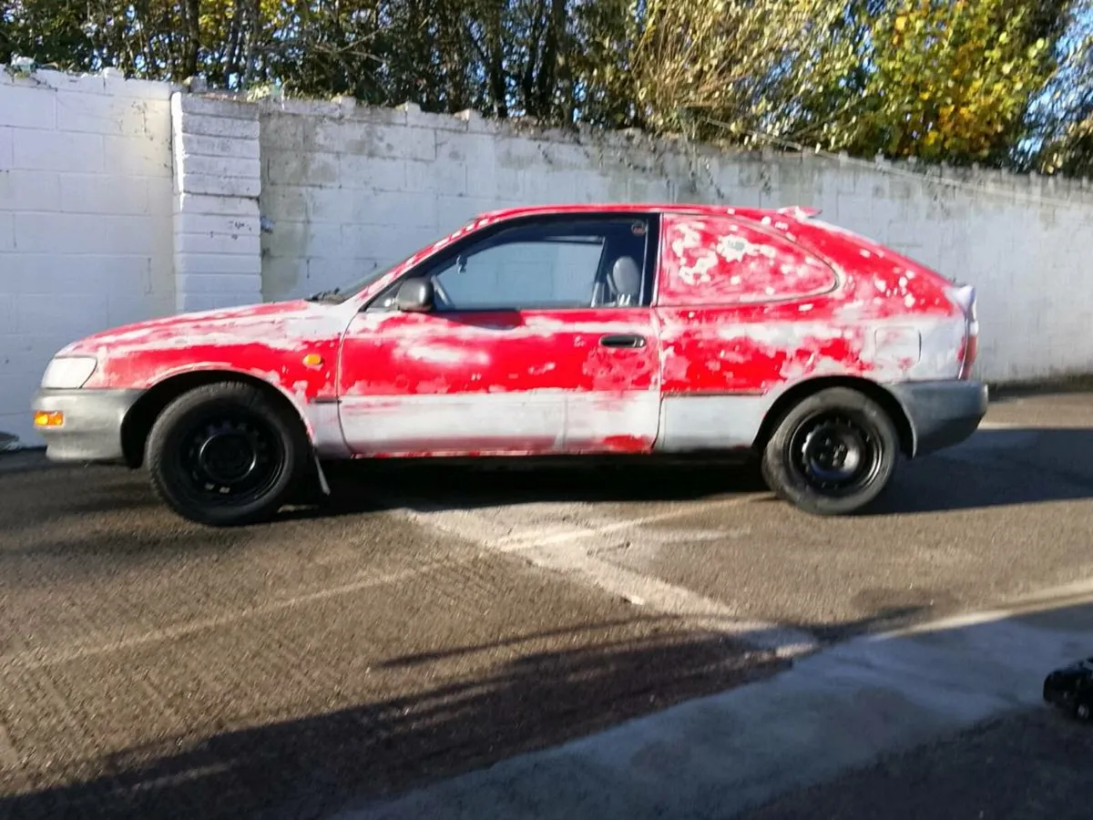 Corolla van - Image 1