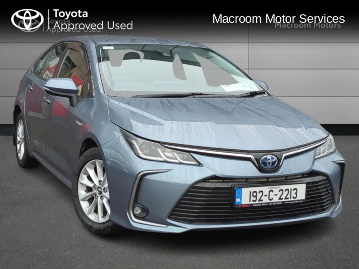 Toyota Corolla COROLLA HYBRID LUNA SAL - Image 1