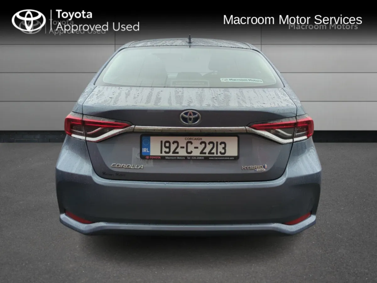 Toyota Corolla COROLLA HYBRID LUNA SAL - Image 4