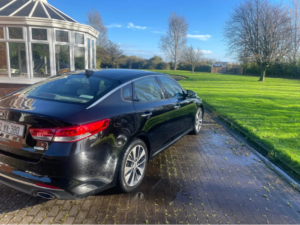 Kia Optima GSE 4DR - Image 4
