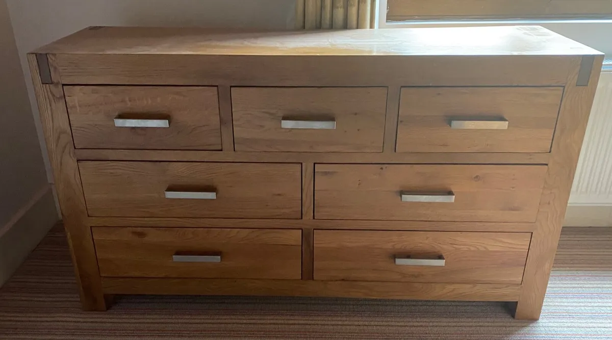 Bedroom furniture - Image 1