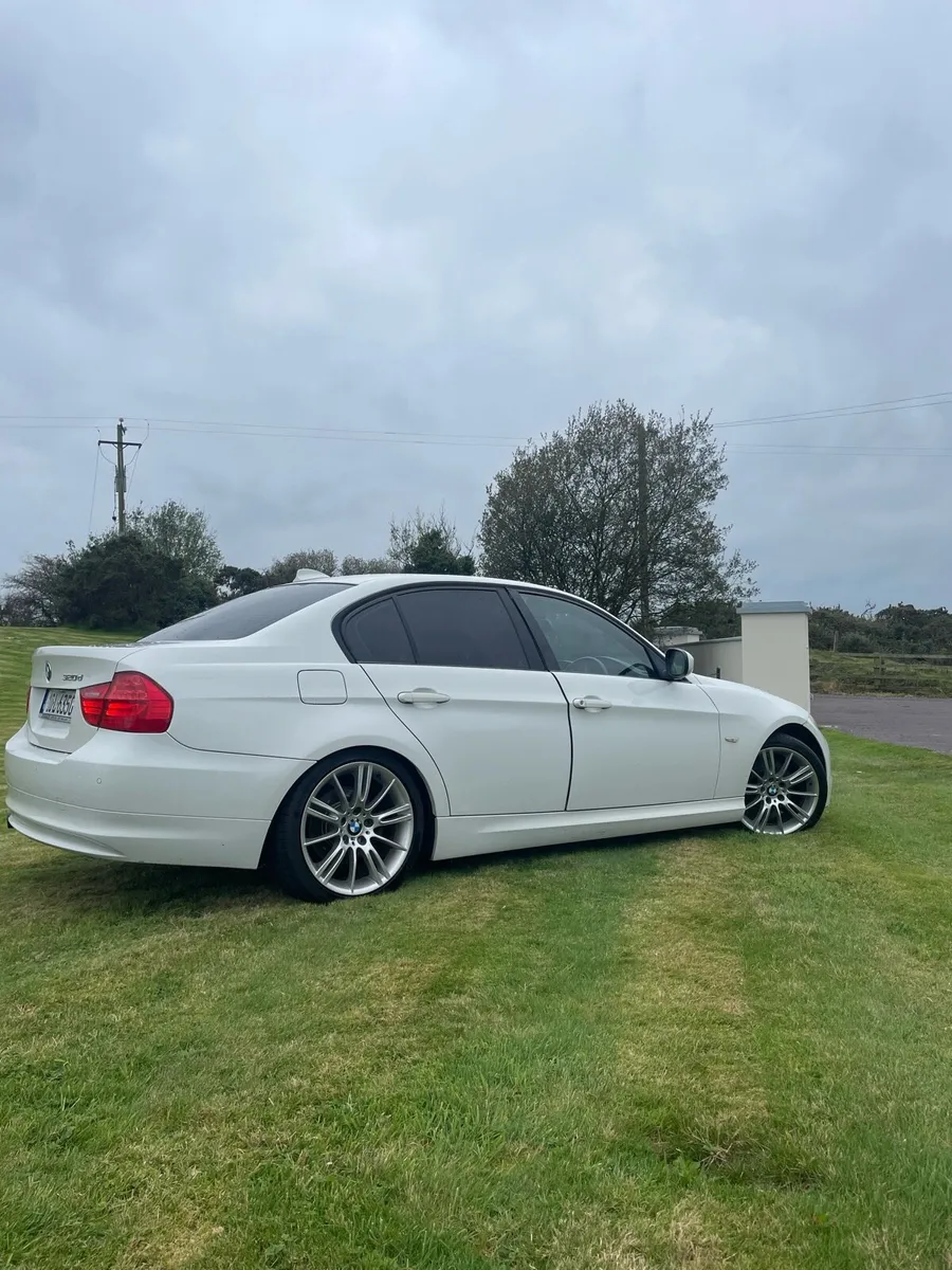 BMW e90 320D - Image 4
