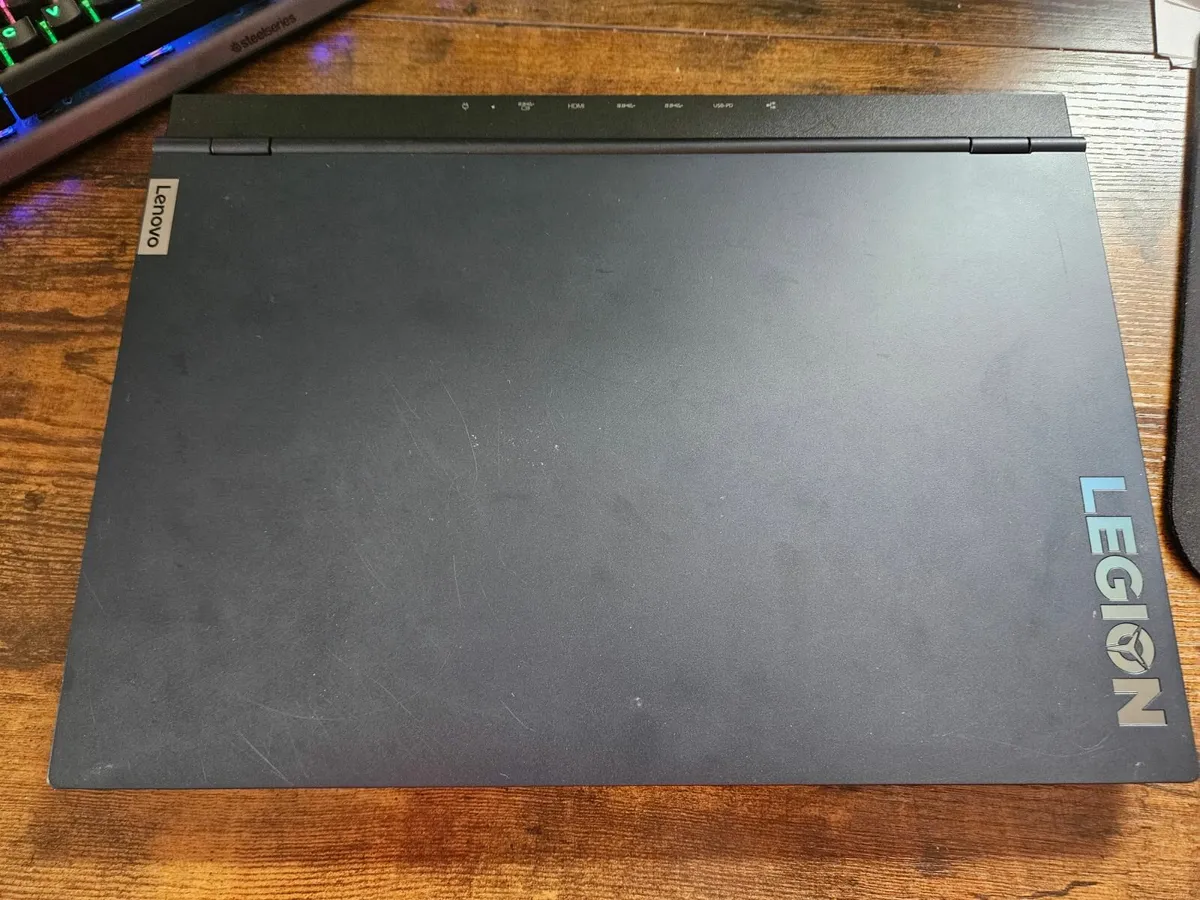 RTX 3070 Ryzen 7 Lenovo Legion 5 15ACH6H - Image 1