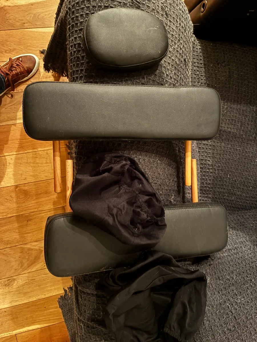 Portable massage table - Image 4