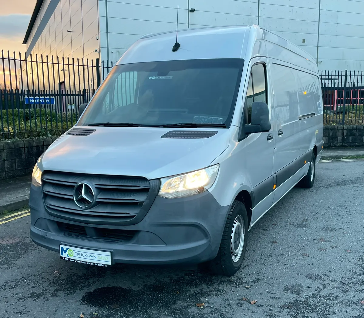 2019 Sprinter 314/43,AC,Cruise Rear Loading Ramp - Image 1