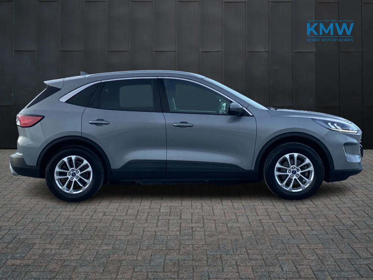 Ford Kuga TITANIUM 5DR 2.5 PHEV 225 S6 S6.2 CT - Image 4