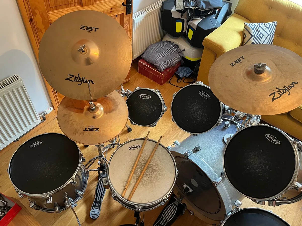 Drum kit - Image 3