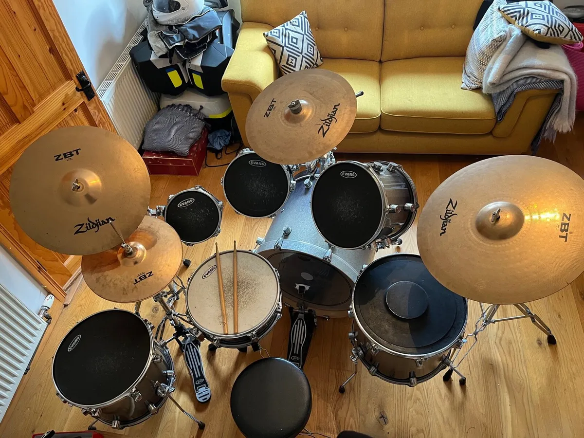 Drum kit - Image 4