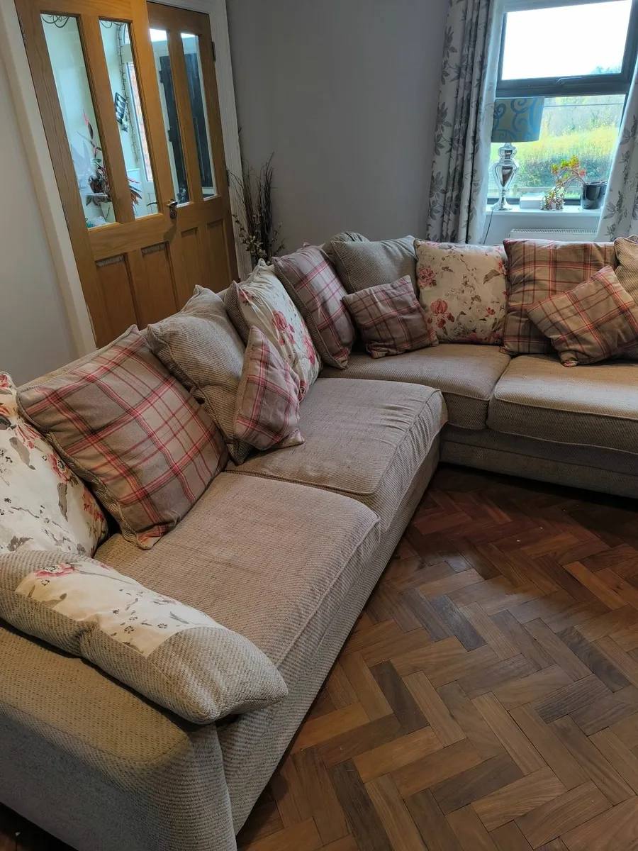 Large L shaped Sofa - Image 2