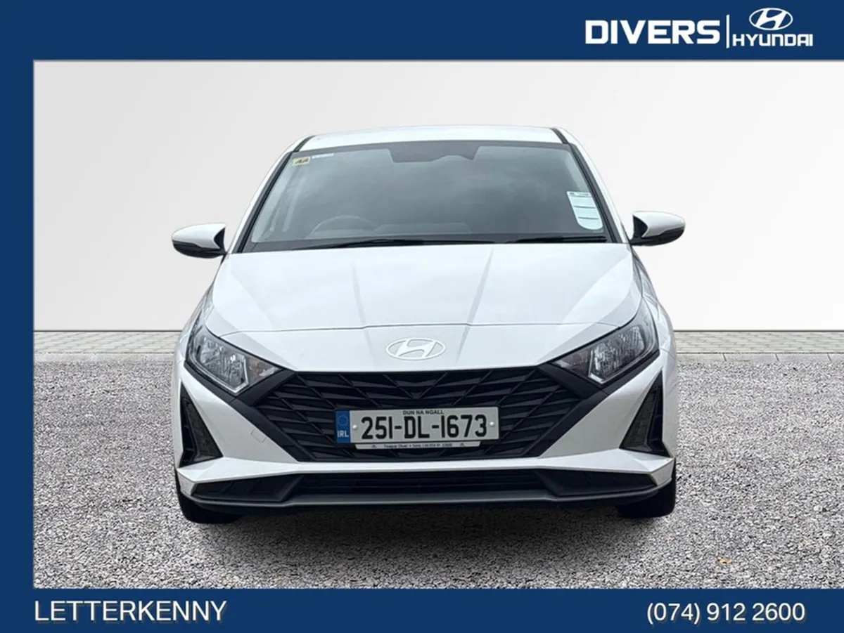 Hyundai i20 Deluxe Plus - Image 4