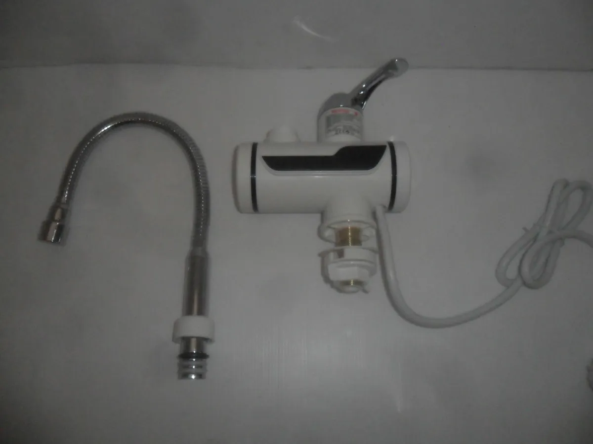 instant water heater - Image 1
