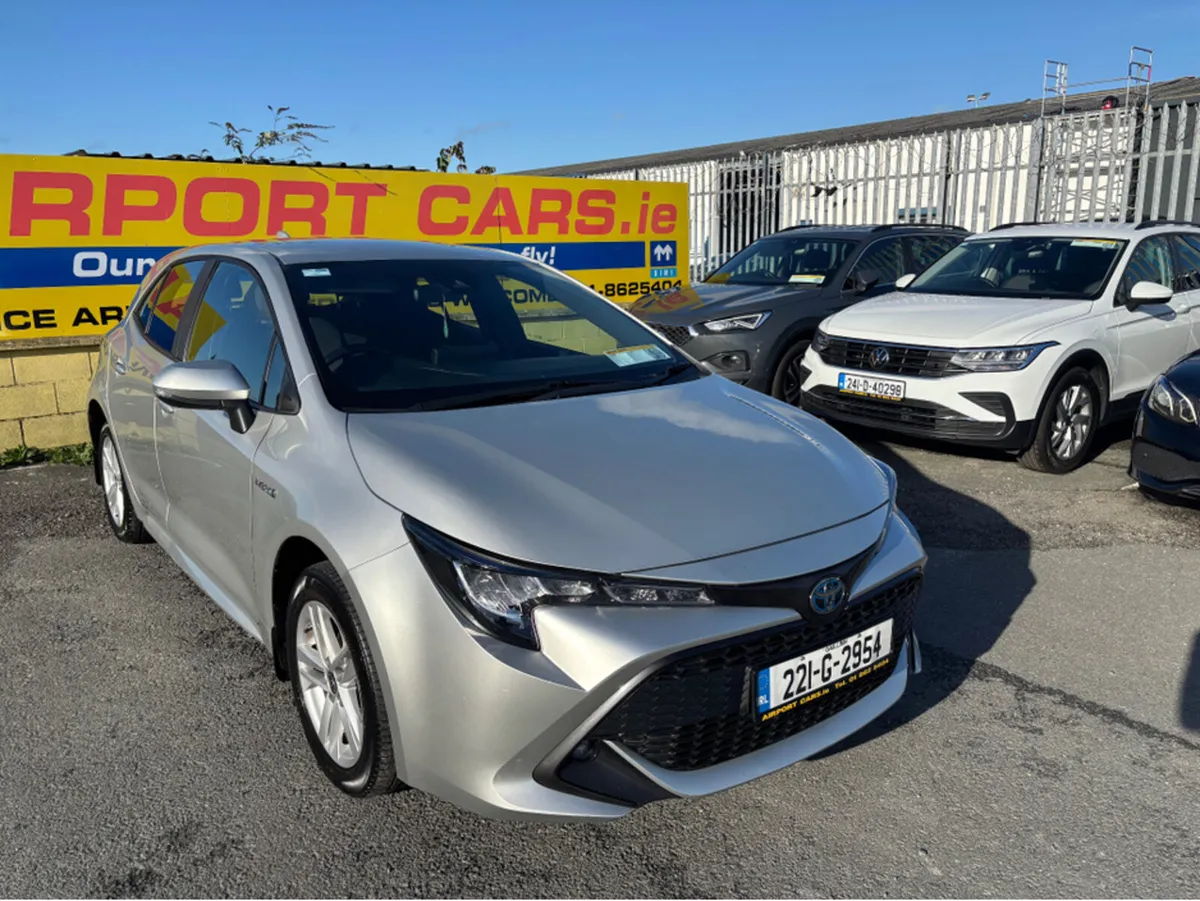 Toyota Corolla HYBRID LUNA H/B 4DR AUTO - Image 2