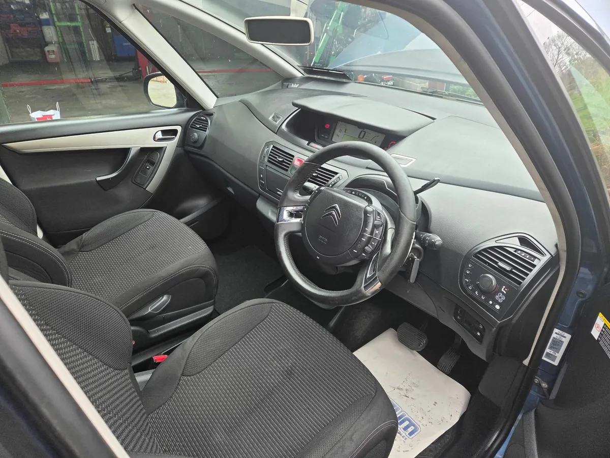 Citroen C4 Picasso 2011 - Image 3