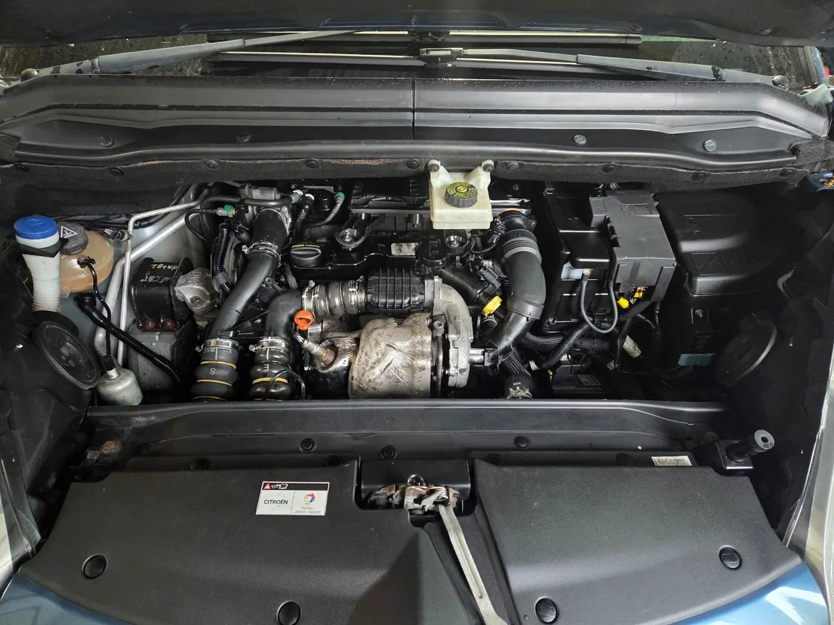 Citroen C4 Picasso 2011 - Image 4