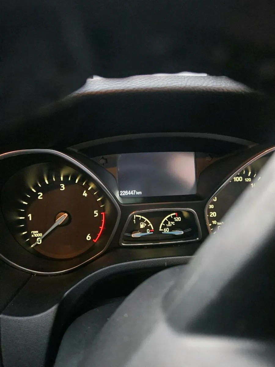 Ford Focus - Image 2