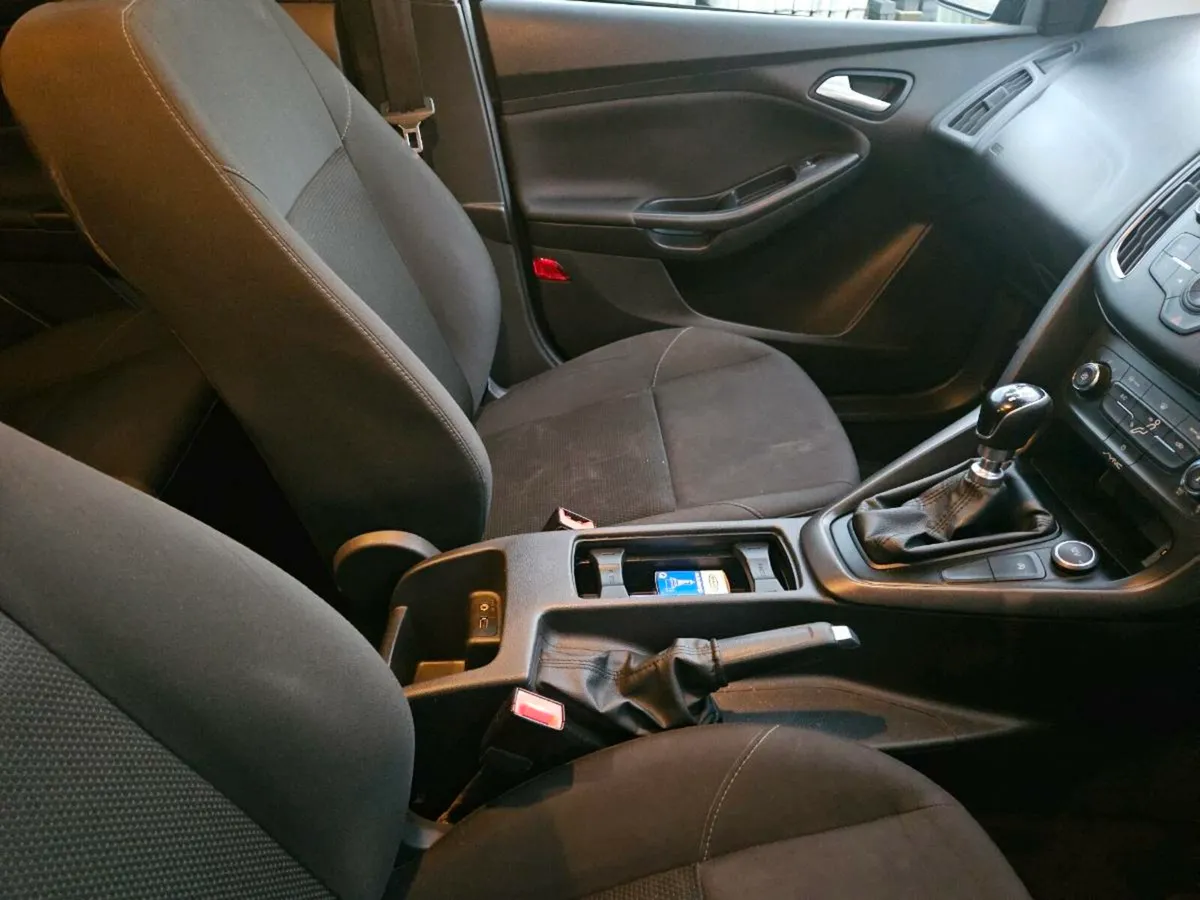 Ford Focus - Image 3