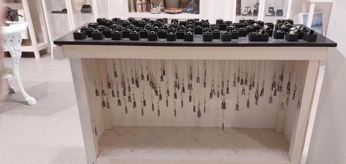 Jewellery display - Image 4